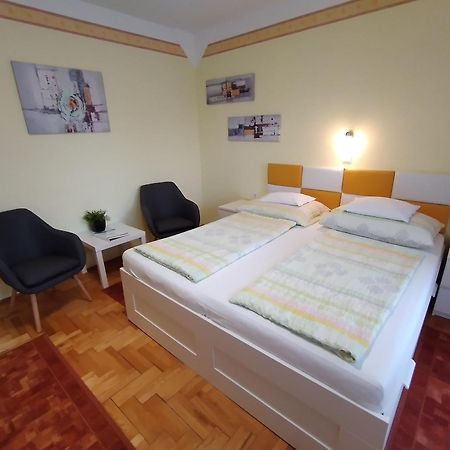 Heviz Erika Apartman Buitenkant foto