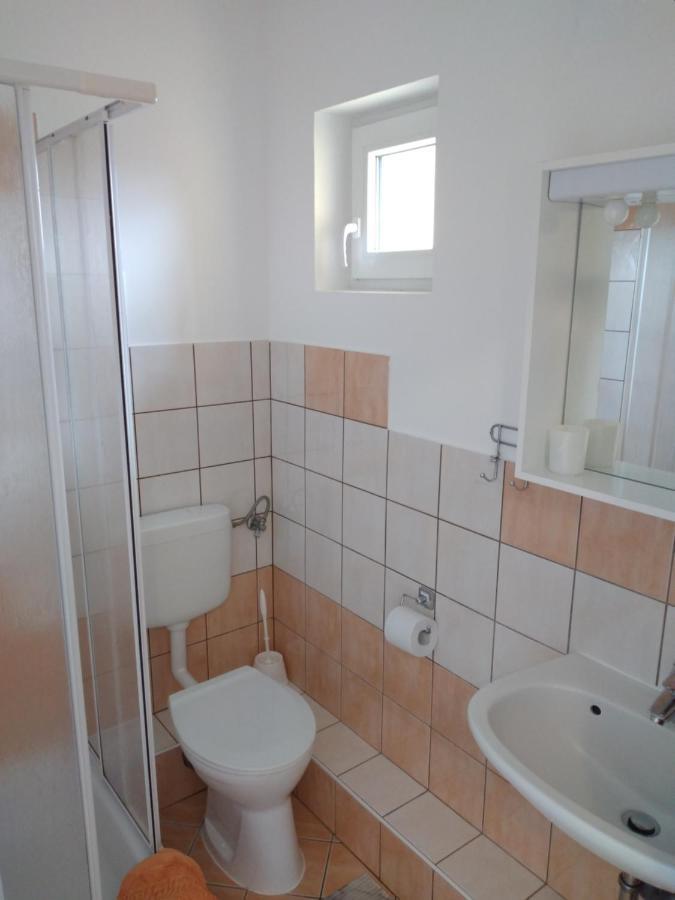 Heviz Erika Apartman Buitenkant foto