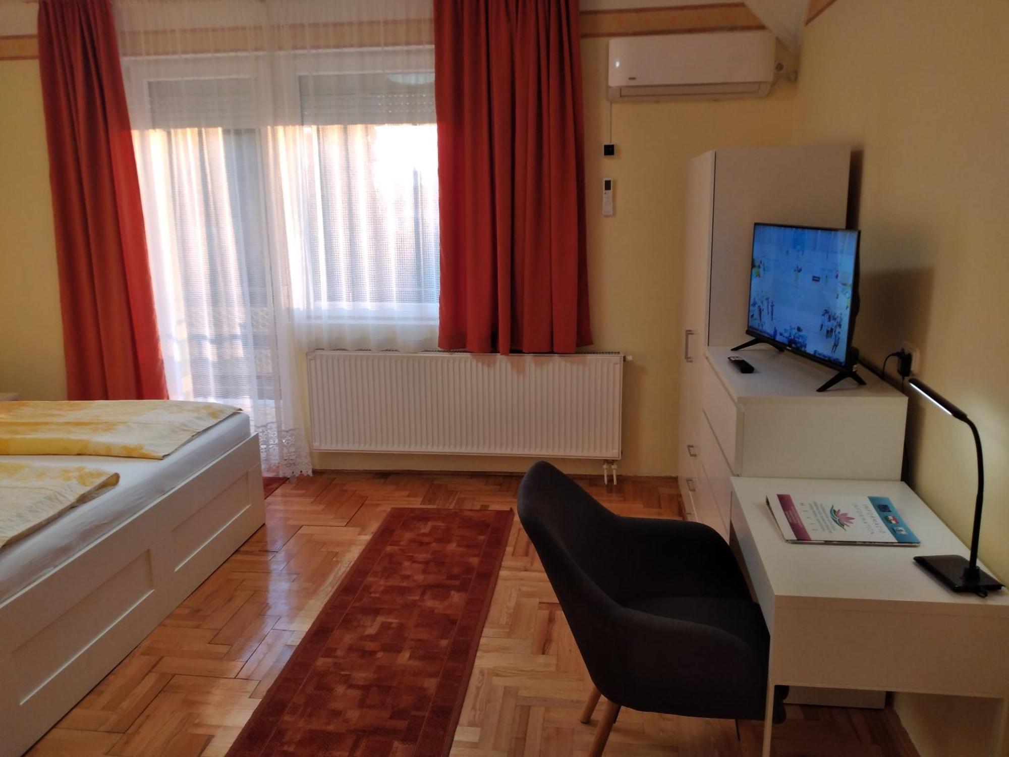 Heviz Erika Apartman Buitenkant foto